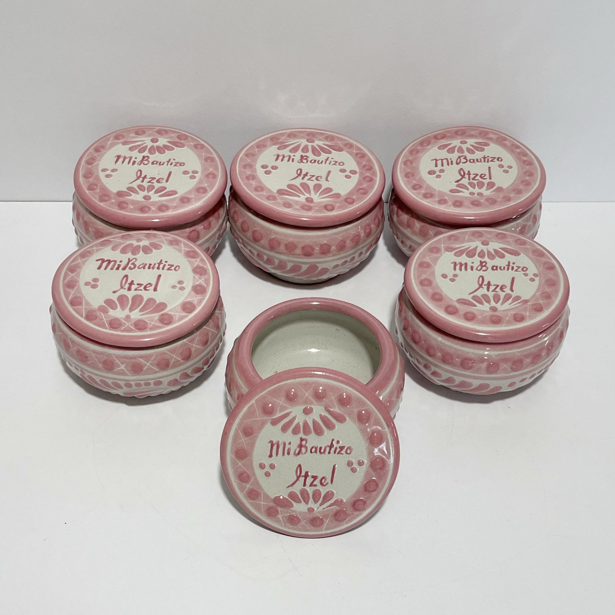PAQUETE ALHAJERO TAPA PLANA PERSONALIZADO FONDO TRADICIONAL CENEFA ROSA MI BAUTIZO NOMBRE