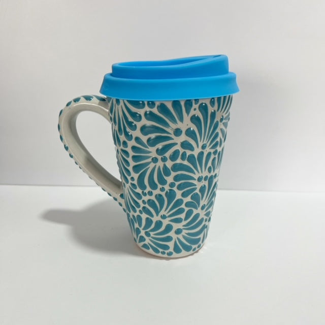 VASO DE CAFÉ CON ASA FONDO BLANCO, DECORADO TURQUESA