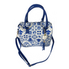 BOLSA COLOR AZUL COBALTO ESTILO TALAVERA CON LLAVERO BLANCO
