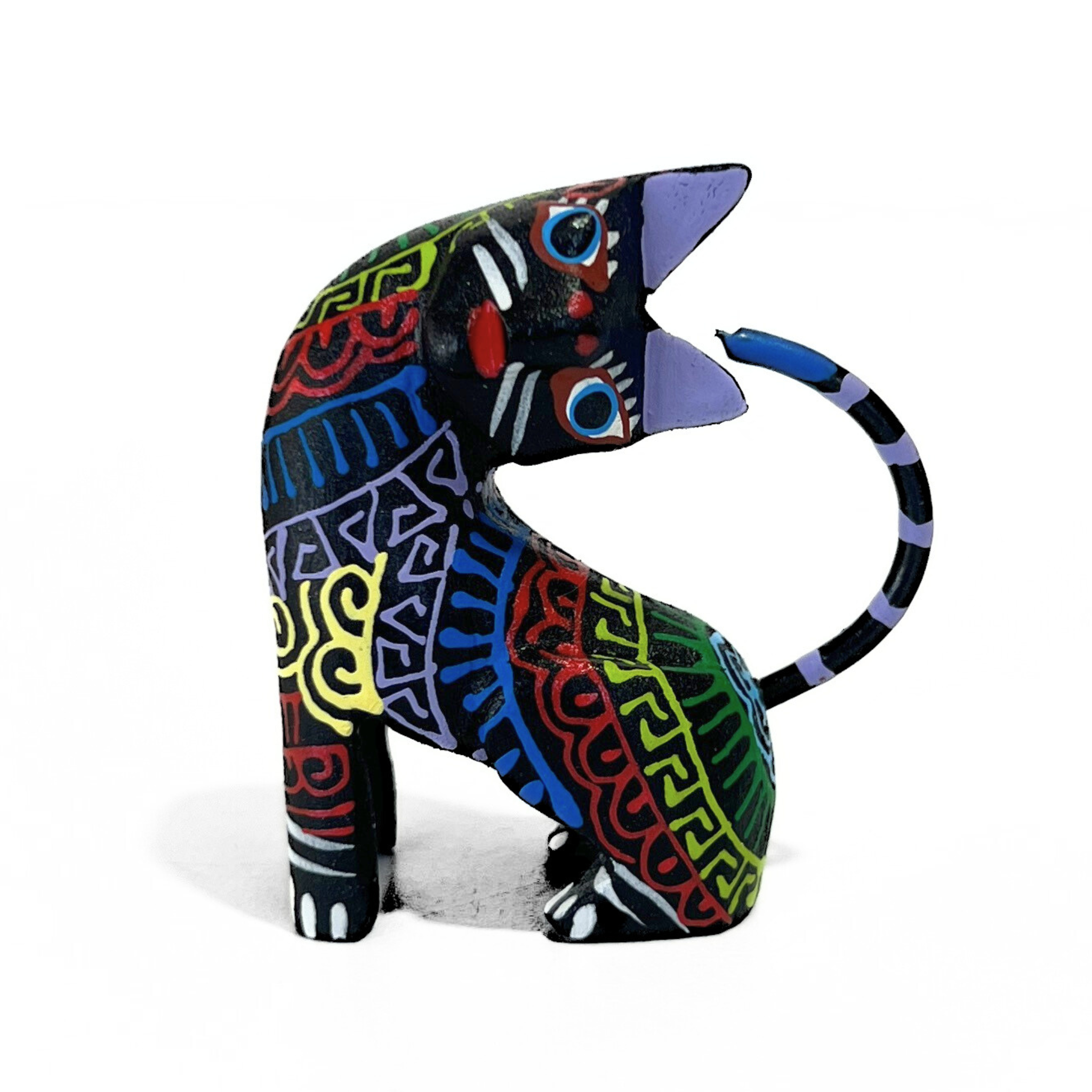 ALEBRIJE DE MADERA GATO NEGRO OREJAS MORADAS