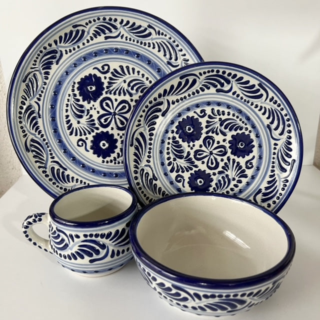 Talavera Platos Ceramica Azul VAJILLA AZUL COBALTO TRES FLORES